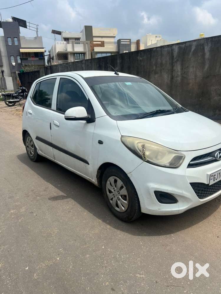 Hyundai I10 2011 Km Driven 111000