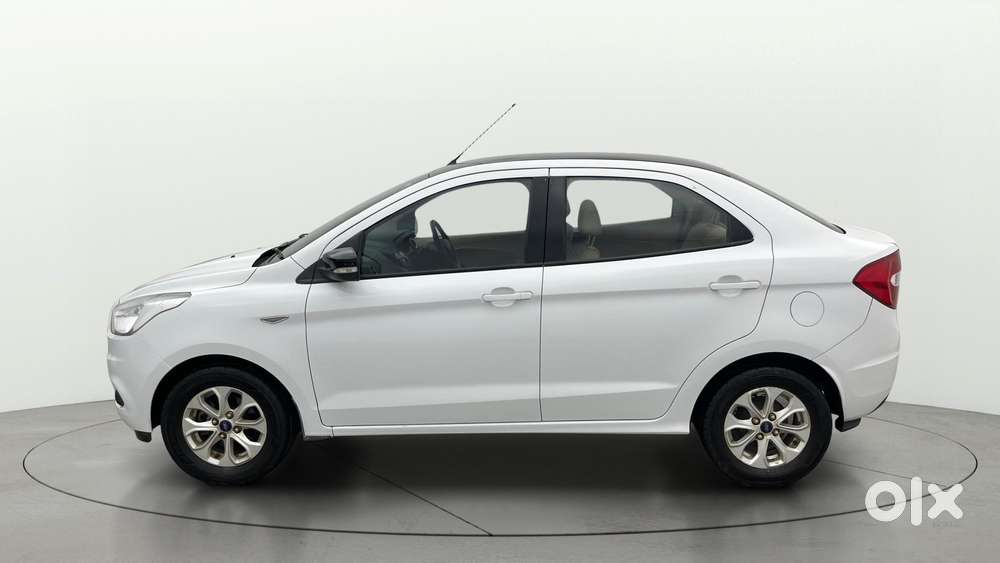 Ford Figo Aspire Titanium, 2016, Petrol