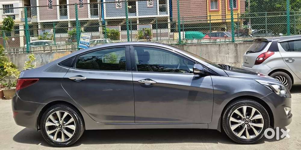 Hyundai Verna Fluidic 1.6 Vtvt Sx Opt, 2015, Petrol