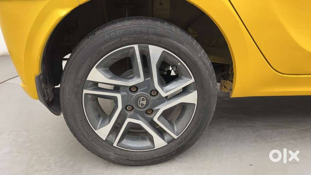 Tata Tiago Xza Plus, 2020, Petrol