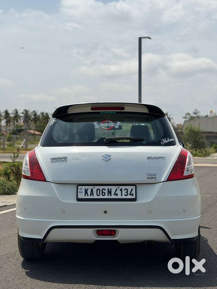 Maruti Suzuki Swift Ddis 2012