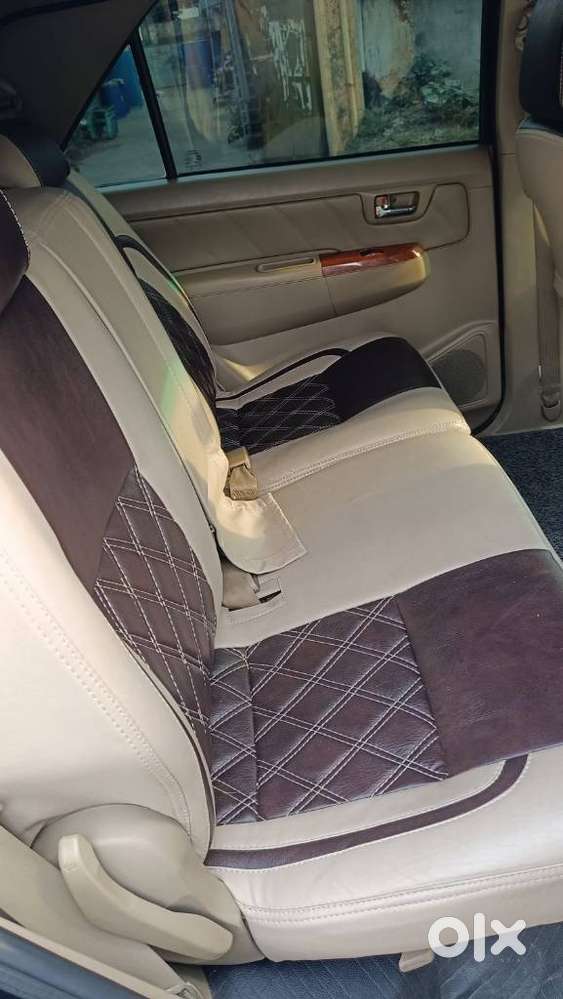 Toyota Fortuner 3.0 4x4 Manual, 2011, Diesel