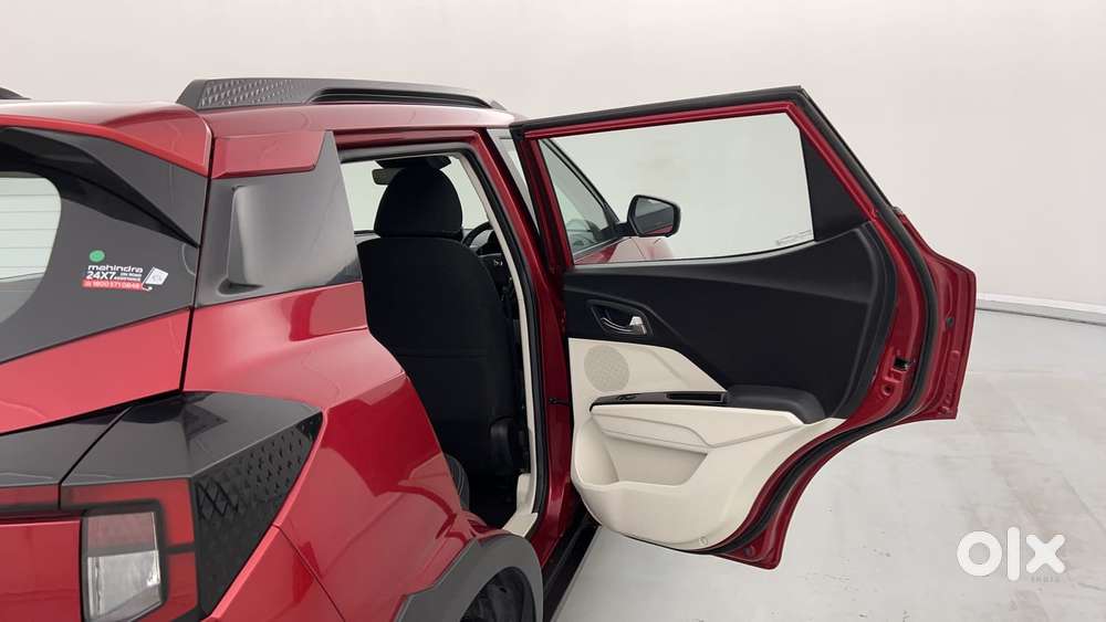 Mahindra Xuv 3xo Ax5l 1.2 Petrol At, 2024, Petrol