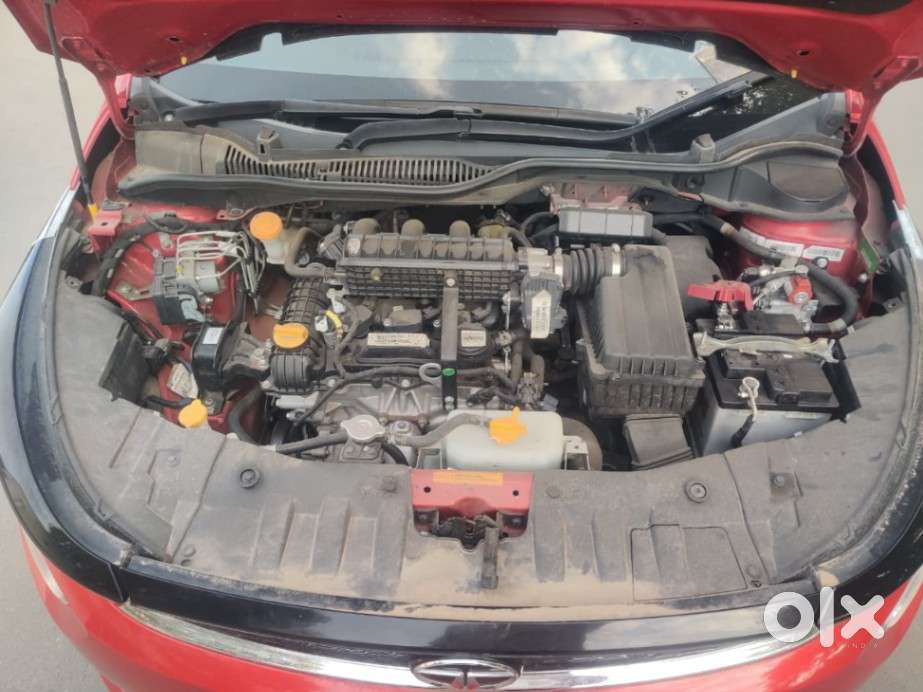 Tata Altroz Xz Plus (o) (s) Icng, 2023, Petrol