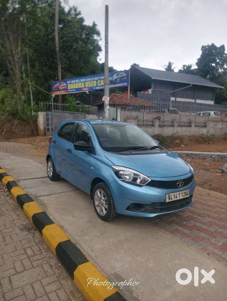 Tata Tiago, 2016, Petrol
