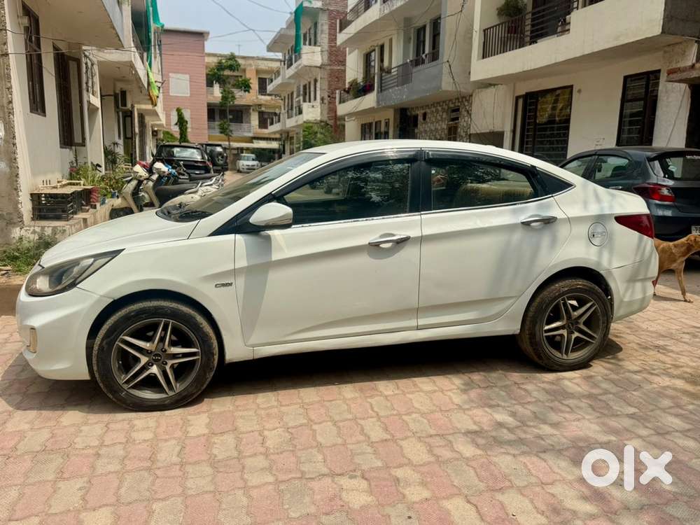 Hyundai Verna Fluidic Diesel Manual 2012
