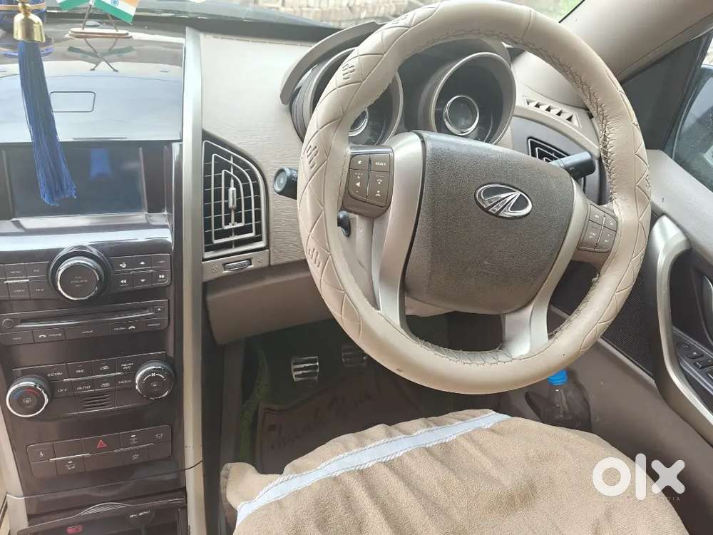 Mahindra Xuv500 2015 मॉडल