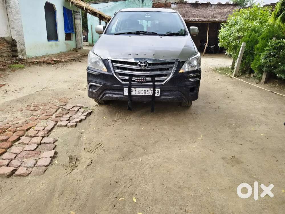 Toyota Innova 2.5 Diesel 2012 Model
