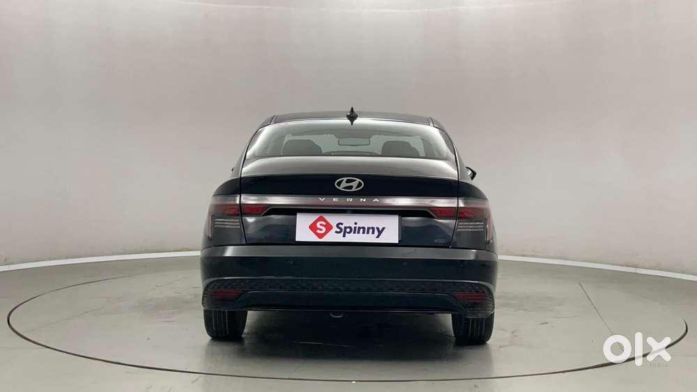 Hyundai Verna 1.5 Sx Petrol Mt, 2023, Petrol