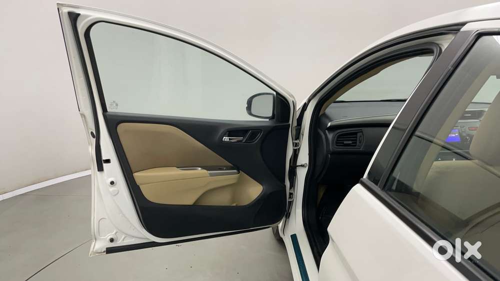 Honda City I-vtec S, 2015, Petrol
