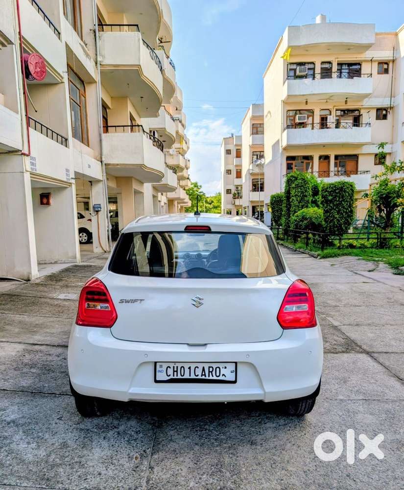 Maruti Suzuki Swift Vxi Optional, 2020, Petrol