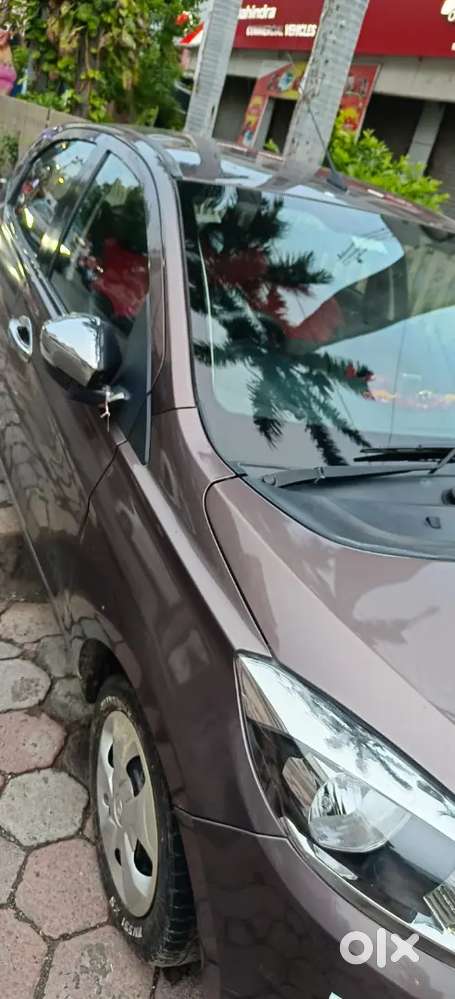 Tata Tiago 2017