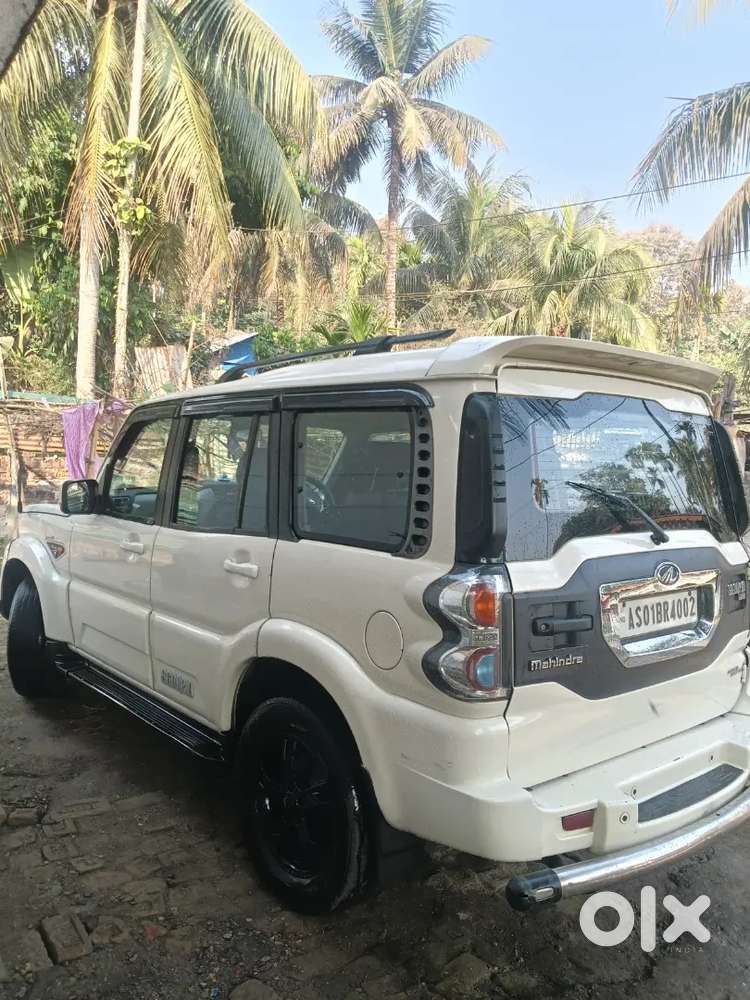 Mahindra Scorpio Classic 2015 Diesel 130000 Km Driven