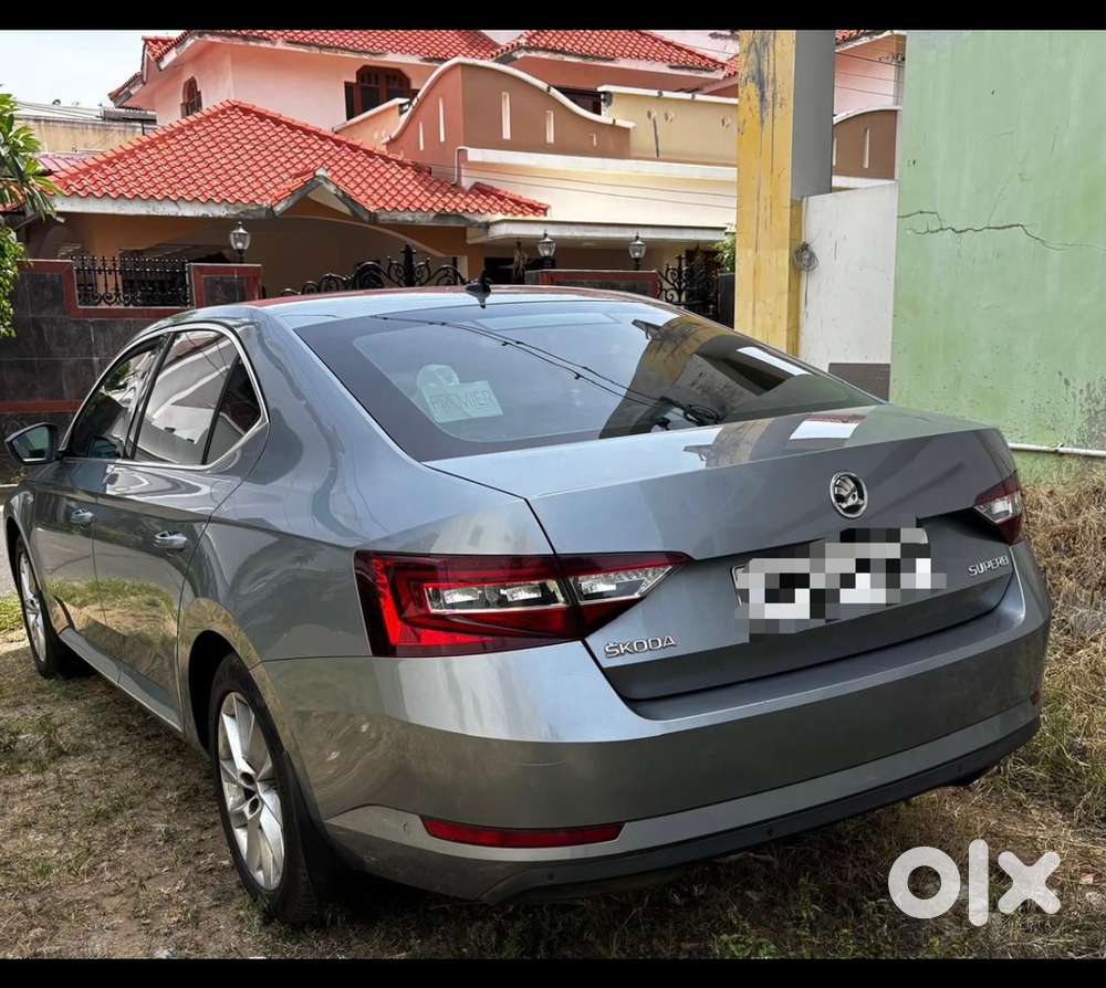 Skoda Superb 2019 Petrol Well Maintained With Company Records