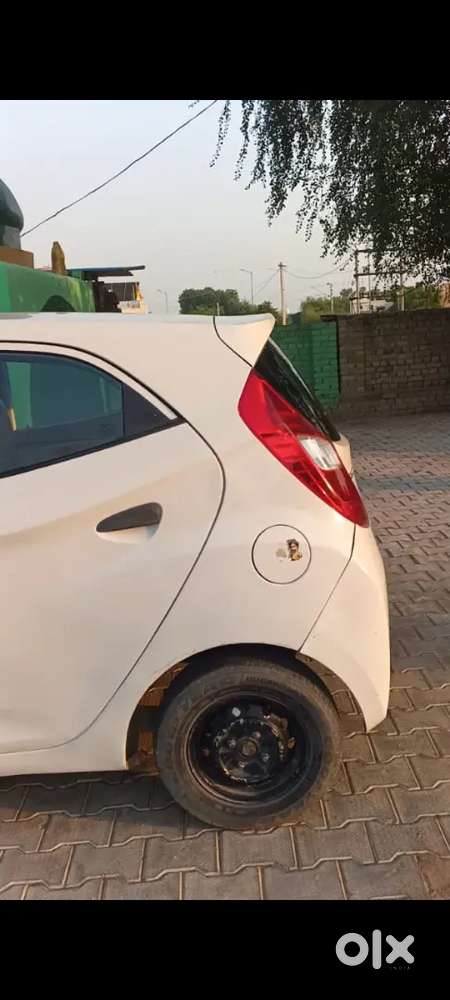 Hyundai Eon Era+ With Touch Screen & 3d Sound