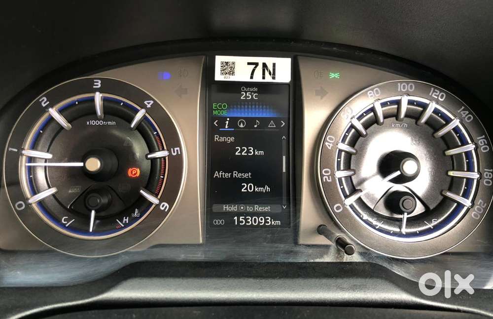 Toyota Innova Crysta [2020-ongoing] 2.4 Vx 7 Str, 2020, Diesel