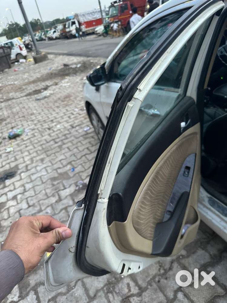 Hyundai Verna 2015 Km Driven