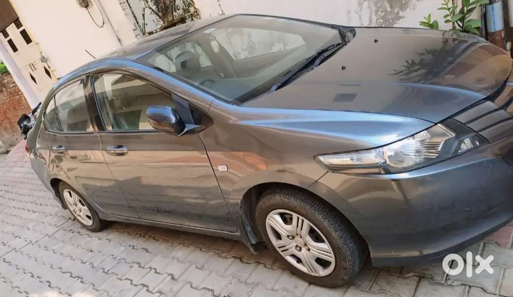 2009 Modle Ha 5 Year Badha Hue Ha 2029 Tak Valid Ha New Condition