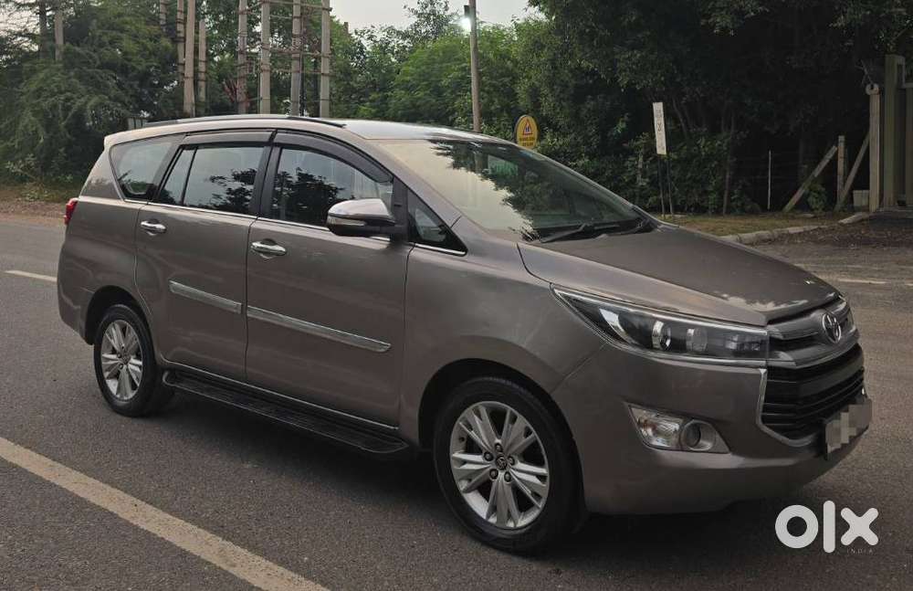 Toyota Innova Crysta 2.4 Zx Mt, 2016, Diesel
