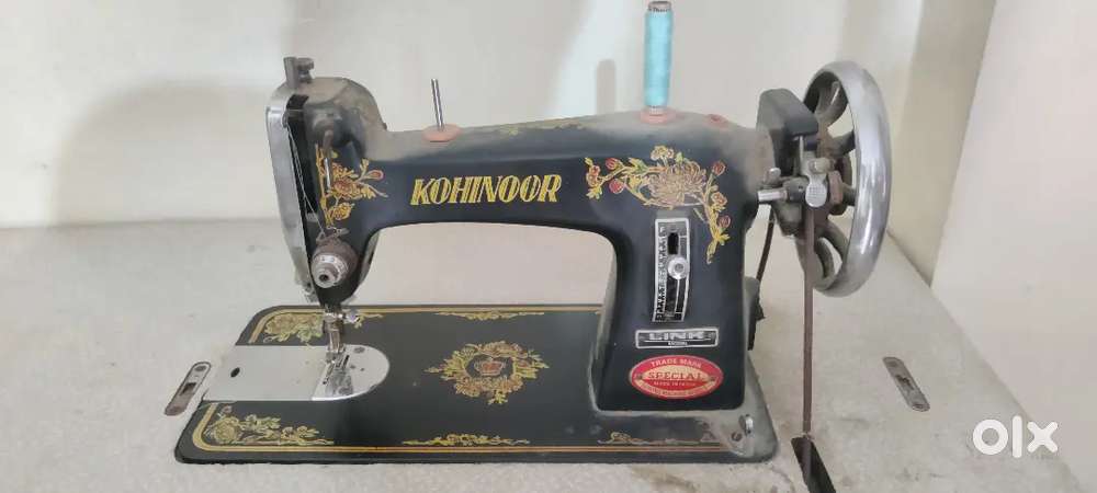 Kohinoor Link Model Sewing Machine with Table & Foot Pedal Stand