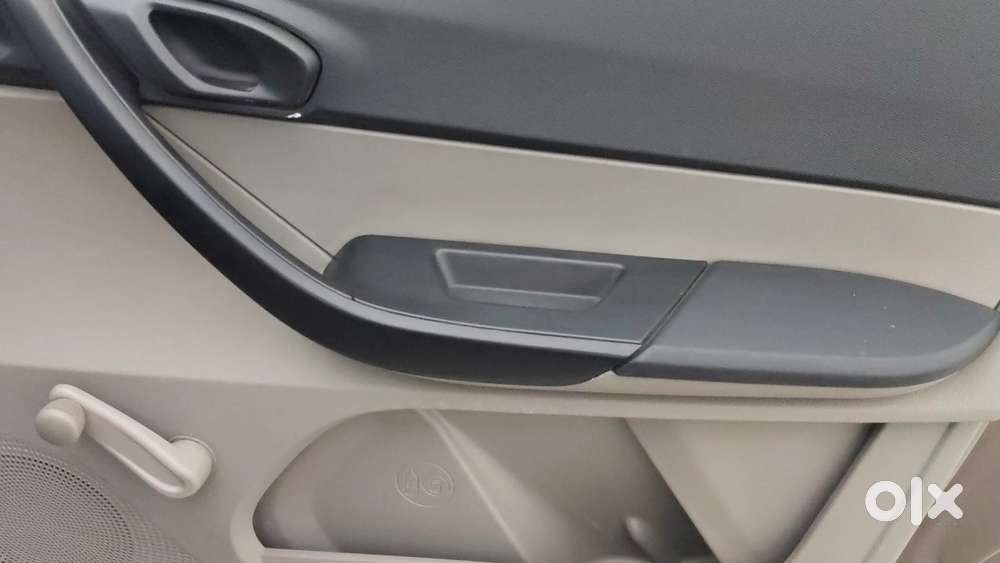 Tata Tiago Xe, 2019, Petrol