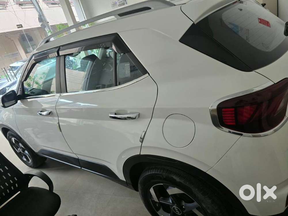 Hyundai Venue 1.0 Sx Turbo Imt, 2022, Petrol