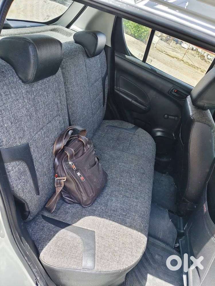 Maruti Suzuki Swift Lxi Optional-o, 2016, Petrol