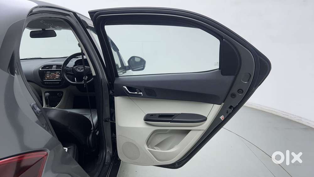 Tata Tiago Xza Plus, 2023, Petrol