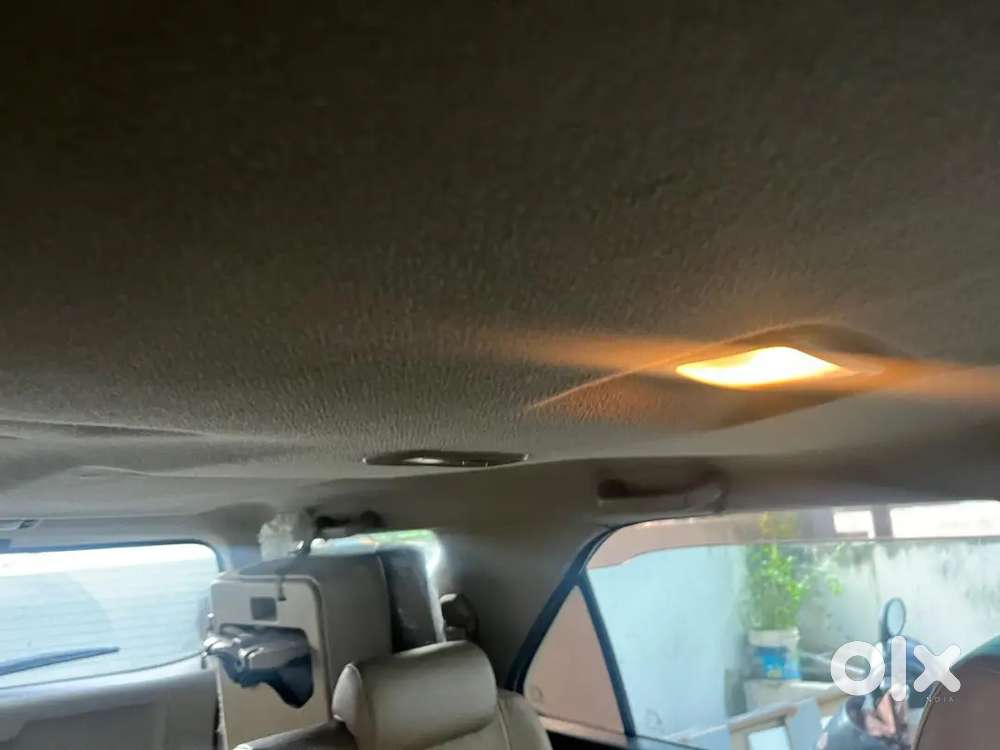 Toyota Fortuner 2017/8 Registered Diesel Second-owner