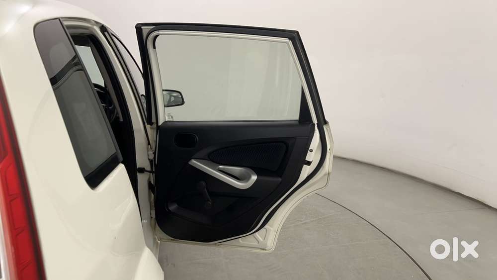 Ford Figo 1.2 Duratec Petrol Titanium, 2013, Petrol