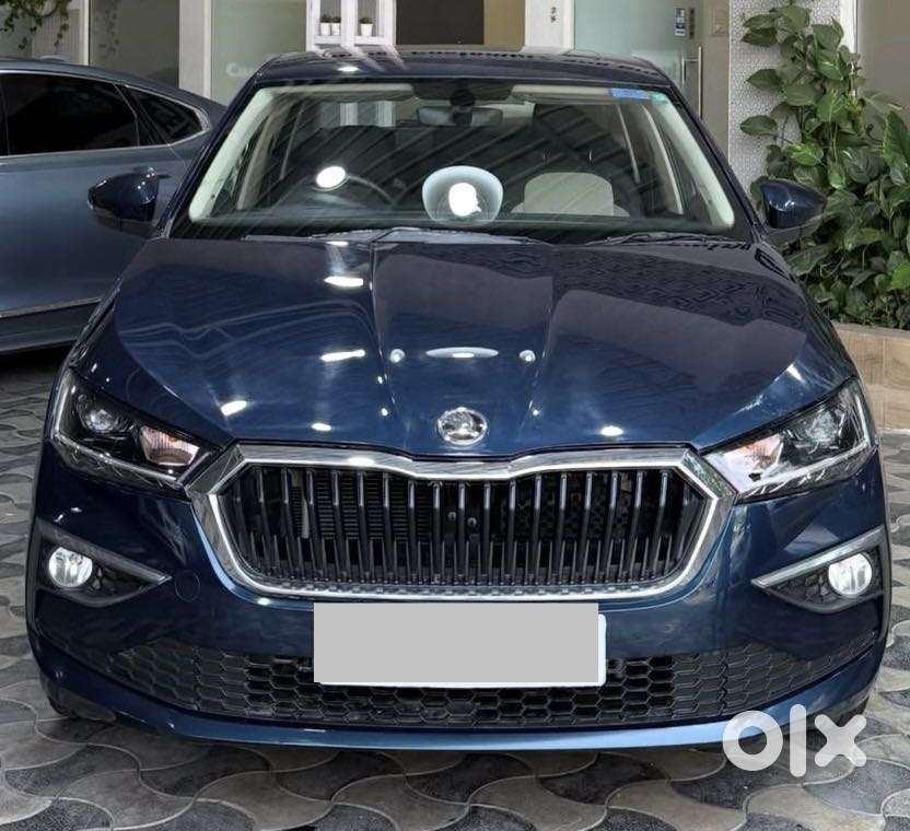 Skoda Slavia 1.0 Ambition Tsi At, 2023, Petrol