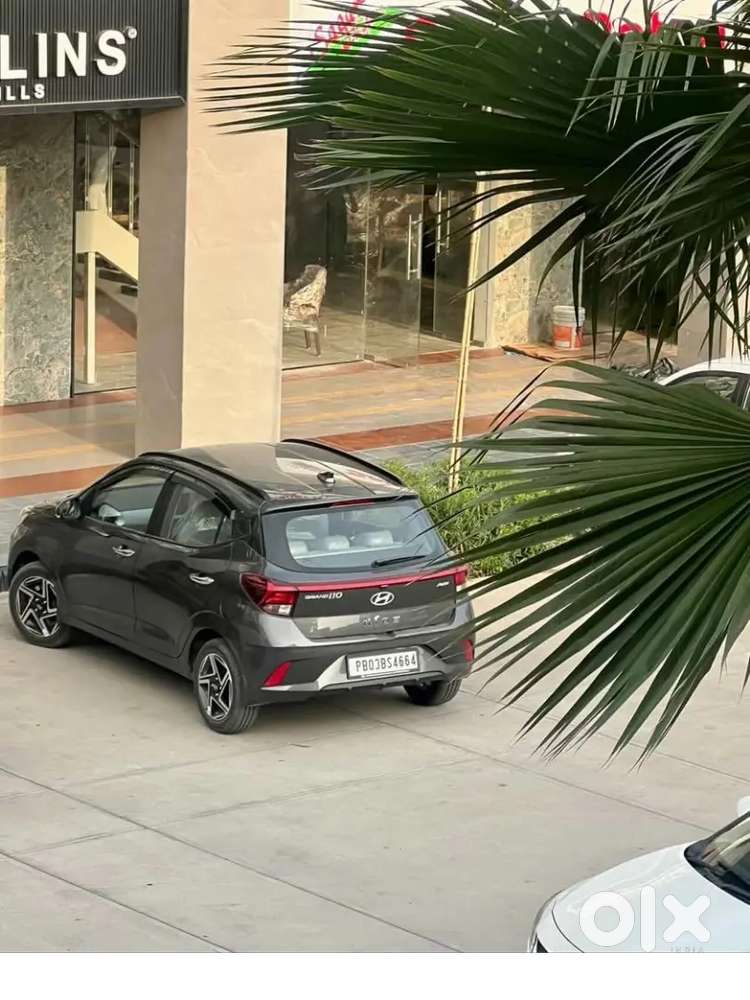 Hyundai Grand I10 Prime 2025 Petrol 1800 Km Driven