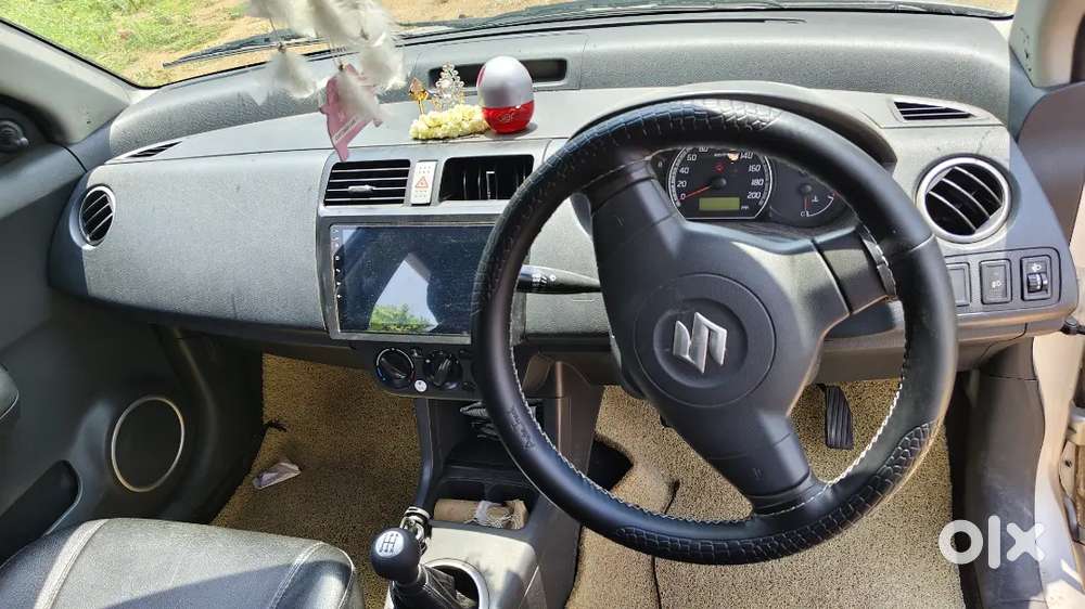 Maruti Suzuki Swift 2005 Petrol 93000 Km Driven