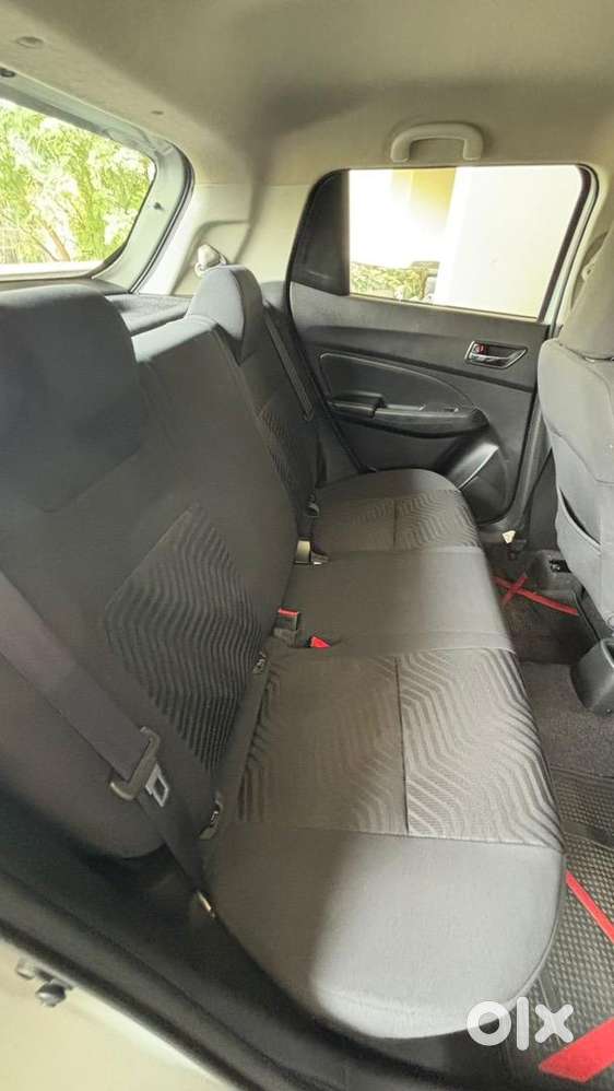 Maruti Suzuki New-gen Swift 2022 Petrol 19500 Km Driven