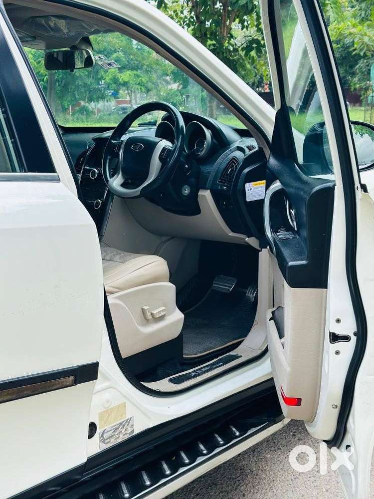 Mahindra Xuv500 W11 At, 2016, Diesel