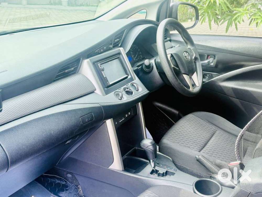 Toyota Innova Crysta 2.8 Gx At, 2017, Diesel