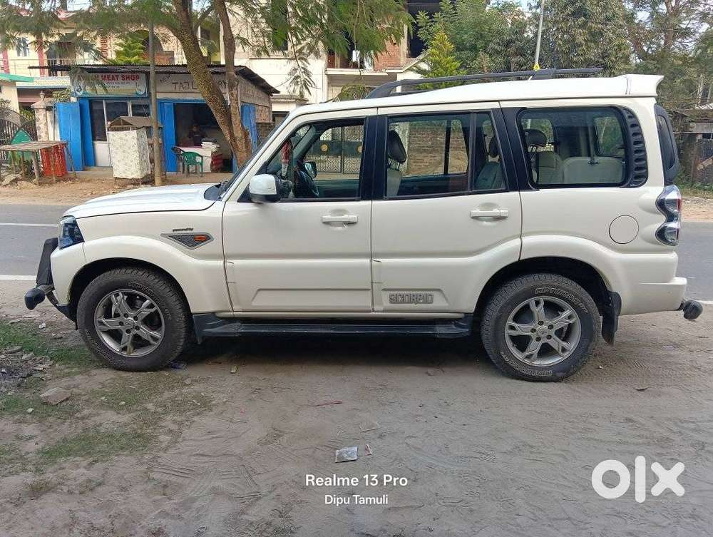 Mahindra Scorpio S10 8 Seater, 2015, Diesel