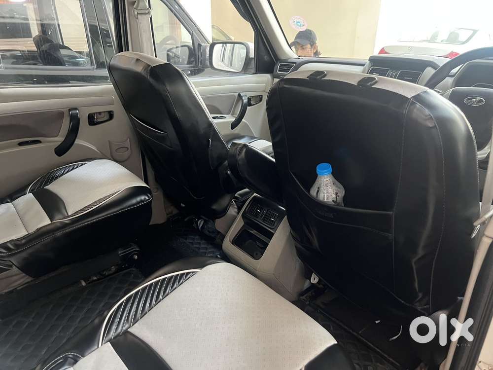 Mahindra Scorpio S10, 2015, Diesel