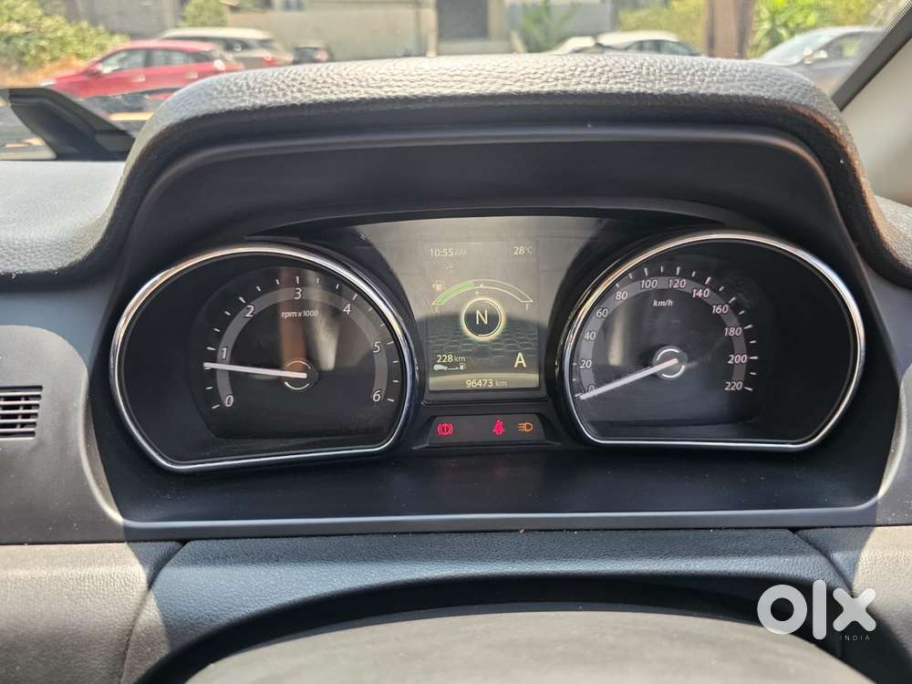 Tata Hexa 2.2 Xta 4x2 7 Str, 2018, Diesel