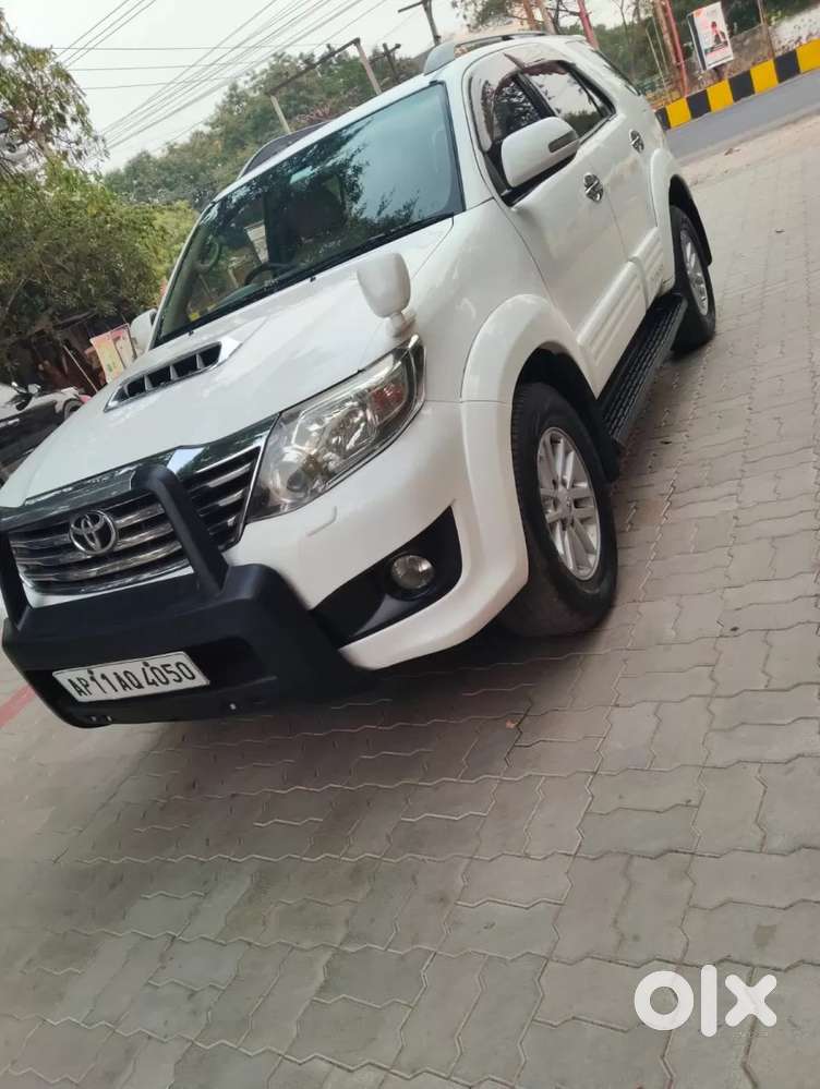 Toyota Fortuner, 2012, Diesel