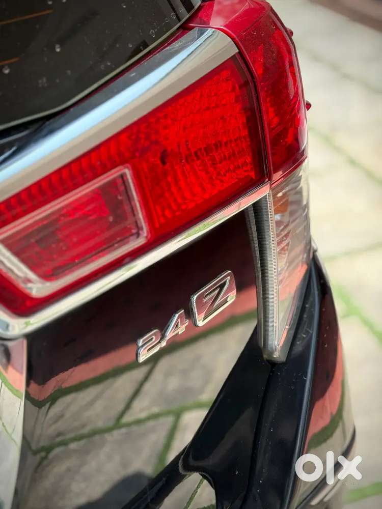 Toyota Innova Crysta 2018 Diesel Manual