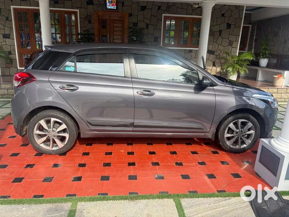 2016 Model Hyundai I20 Asta (o) Single Owner 39,000km Company Service