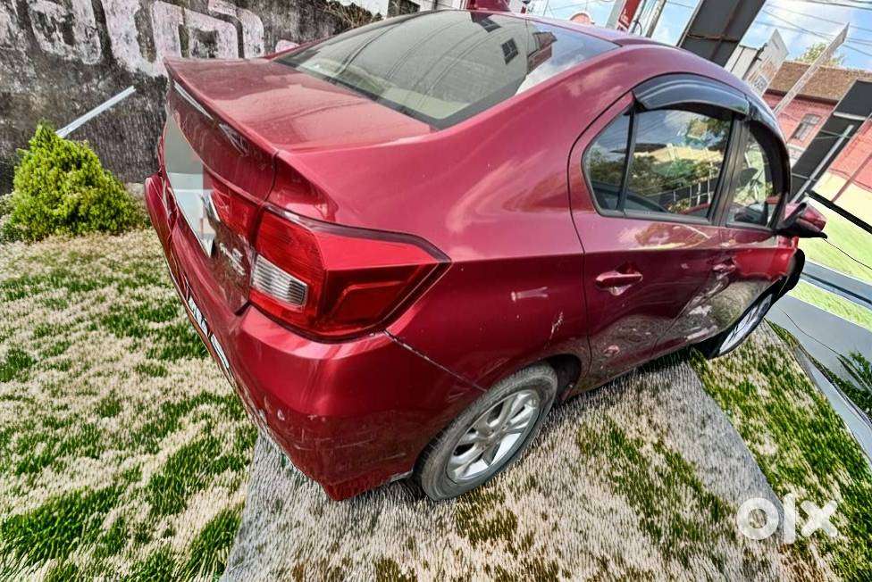 Honda Amaze 2nd Gen Vx, 2019, Petrol