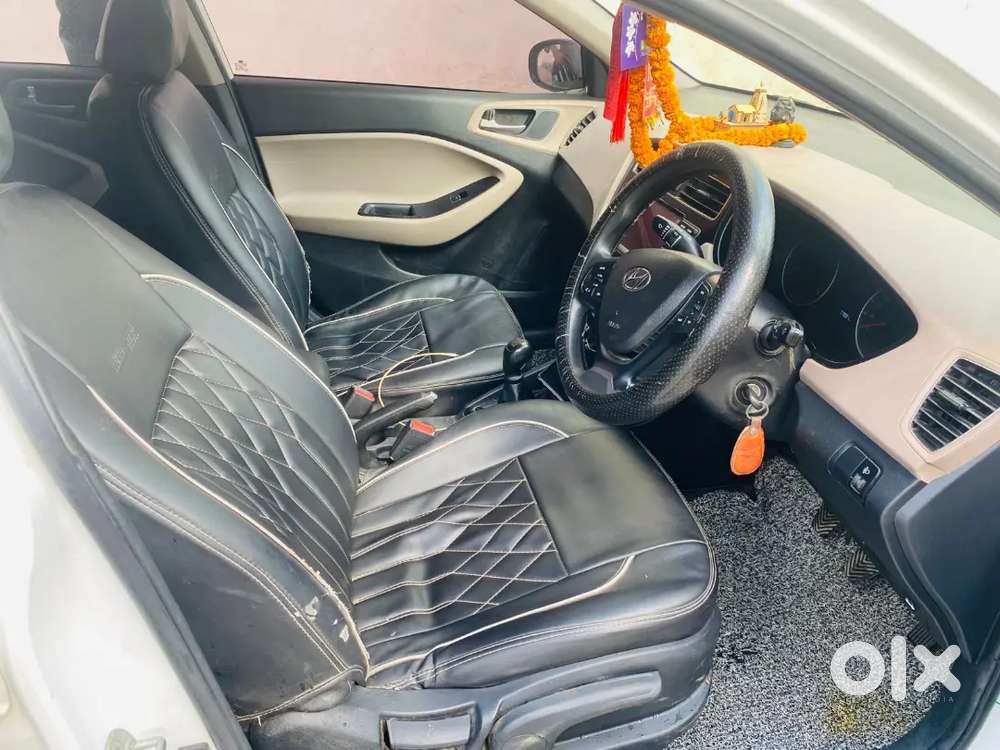 Hyundai New I20 2020 Petrol 70000 Km Driven