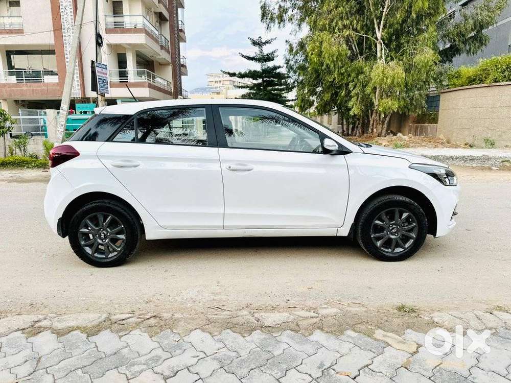 Hyundai I20 Sportz Plus, 2020, Petrol