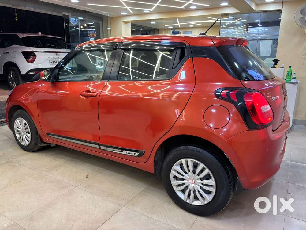 Maruti Suzuki Swift Vxi + Manual, 2021, Petrol