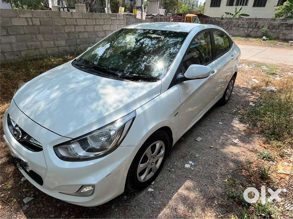 Hyundai Verna 2012