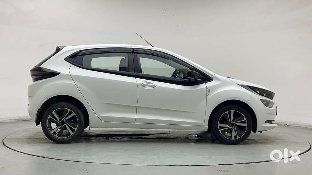 Tata Altroz Xz, 2022, Petrol