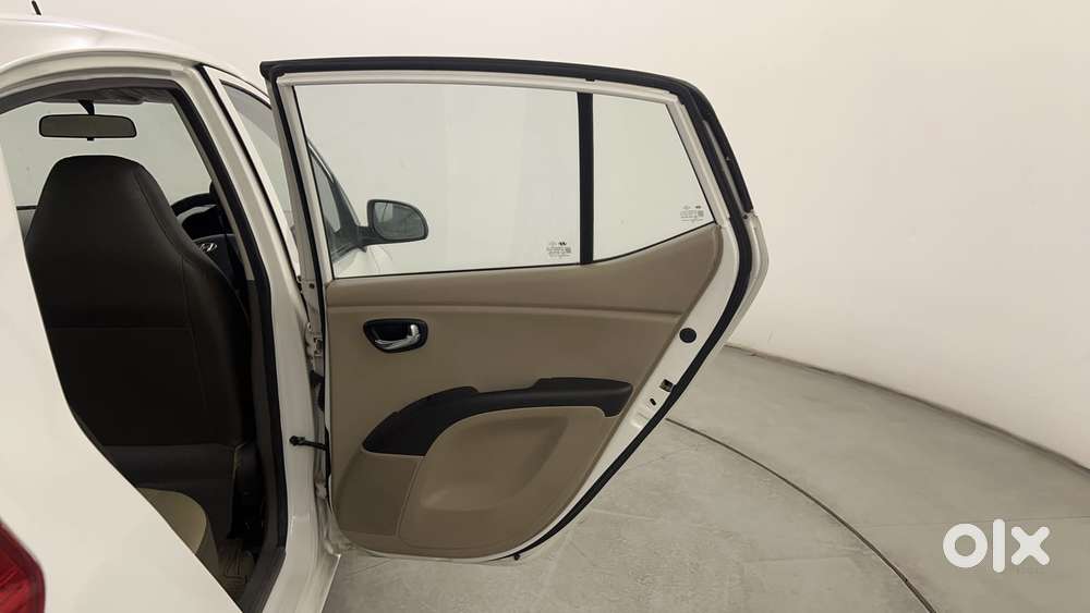 Hyundai I10 Sportz 1.1 Irde2, 2015, Petrol