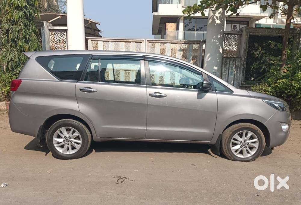 Toyota Innova Crysta 2.4 V 8 Str, 2018, Diesel